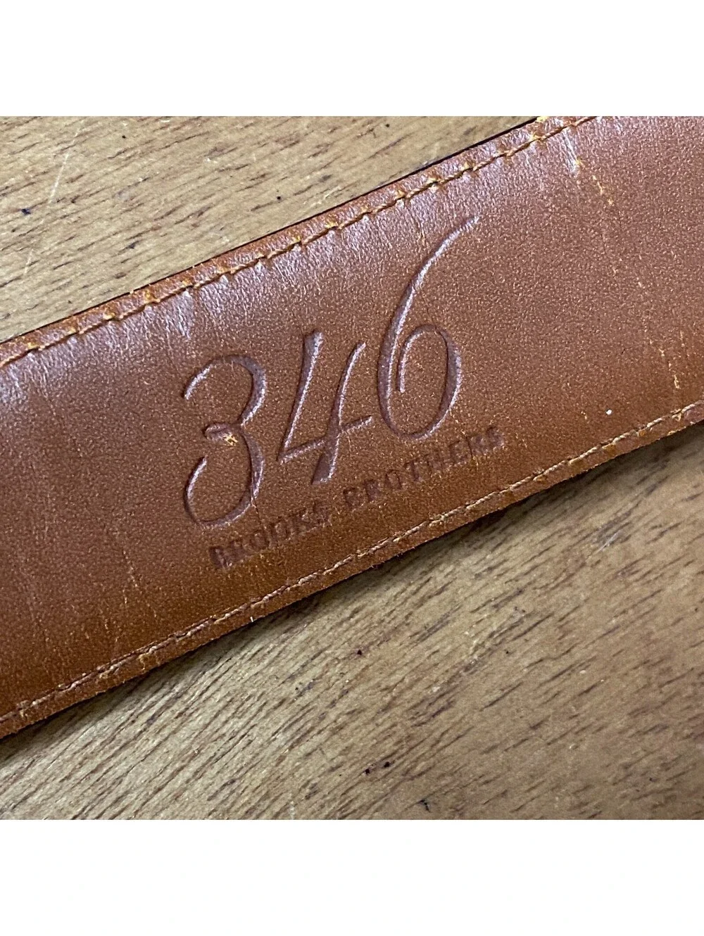 Brooks Brothers 346 Brown Genuine Leather Belt Mens Size 38/95 Gold Buckle